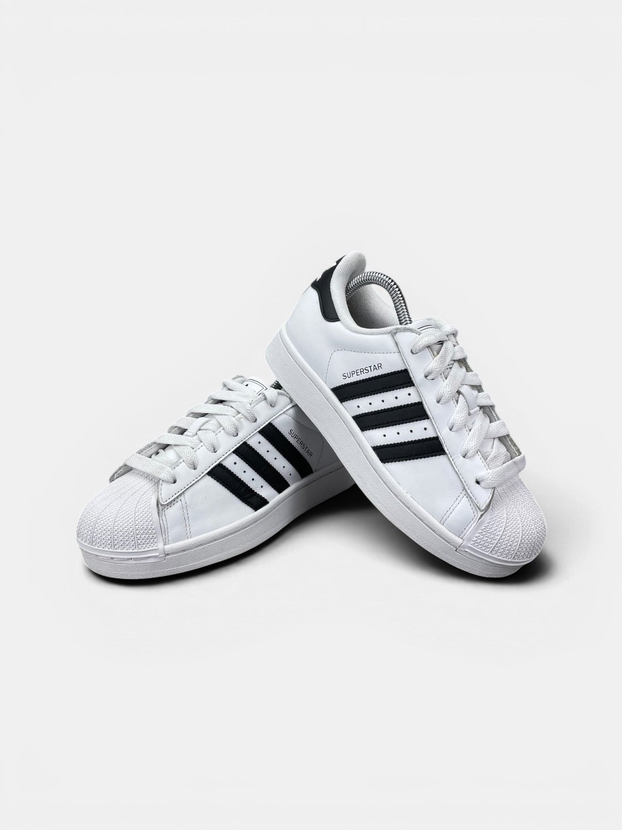 Adidas Superstar II — buty sportowe damskie w bardzo dobrym stanie rozmiar 36 2/3, boczny profil