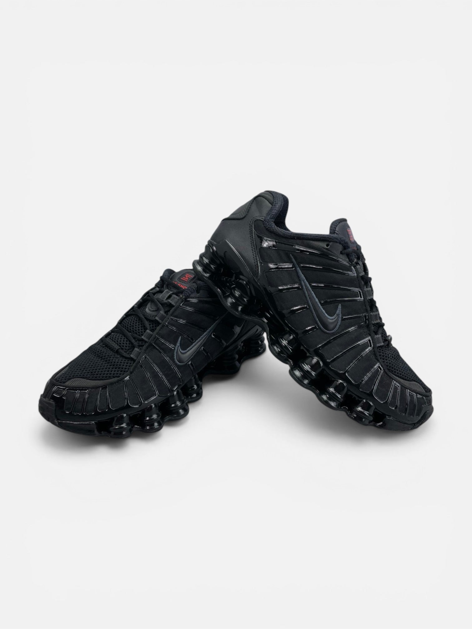 Nike Shox TL Black - buty sportowe, boczny profil