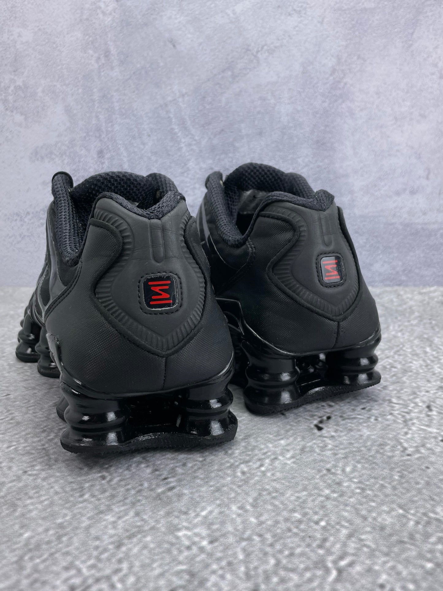 Nike Shox TL Black - buty sportowe, widok z tyłu
