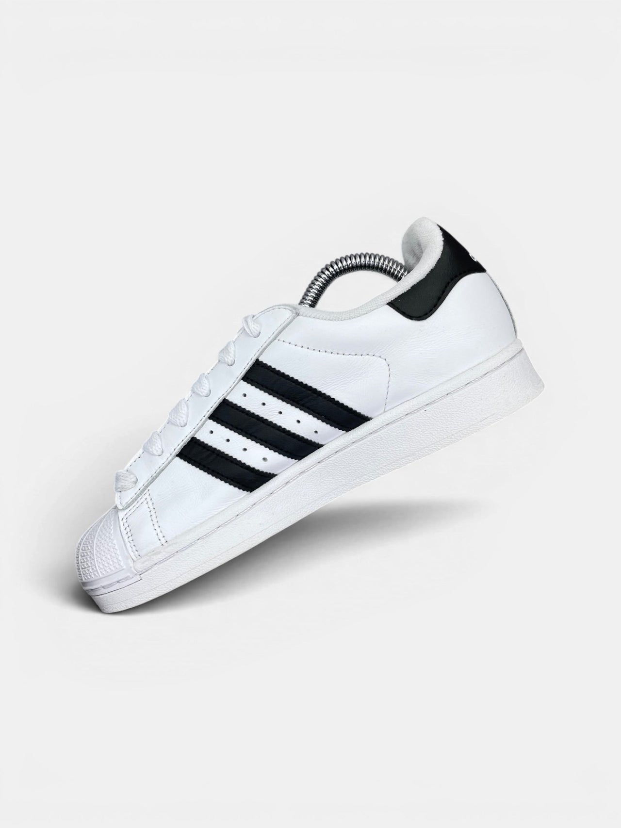 Adidas Superstar II — buty sportowe damskie w bardzo dobrym stanie rozmiar 36 2/3, wewnętrzny panel prawego buta