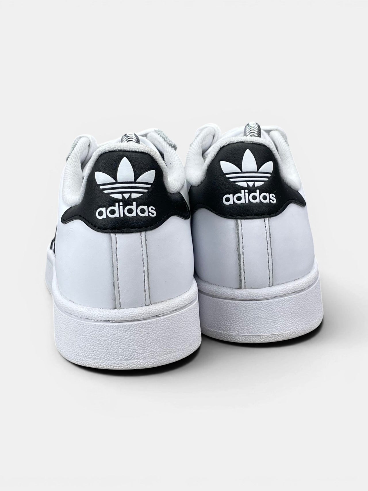 Adidas Superstar II — buty sportowe damskie w bardzo dobrym stanie rozmiar 36 2/3, widok z tyłu