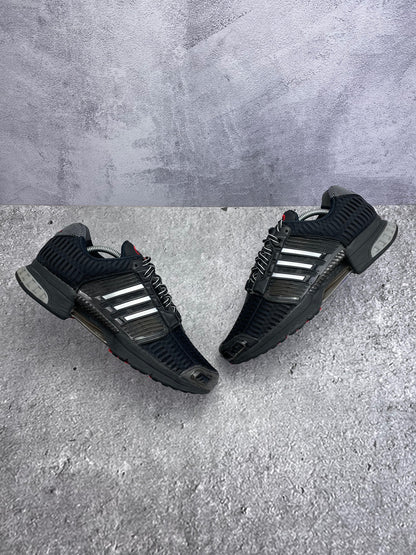 adidas Climacool 1 “Core Black / Red / Core Black” Core Black Red - buty sportowe, widok z góry na zewnętrzną stronę butów