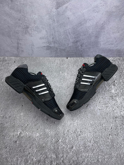 adidas Climacool 1 “Core Black / Red / Core Black” Core Black Red - buty sportowe, zewnętrzny panel prawego buta