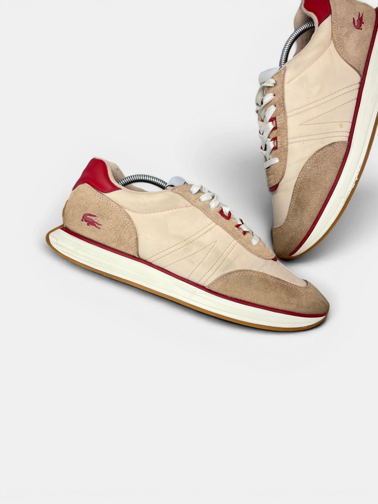 Lacoste L-Spin — buty sportowe męskie w bardzo dobrym stanie rozmiar 44.5, zewnętrzny panel prawego buta
