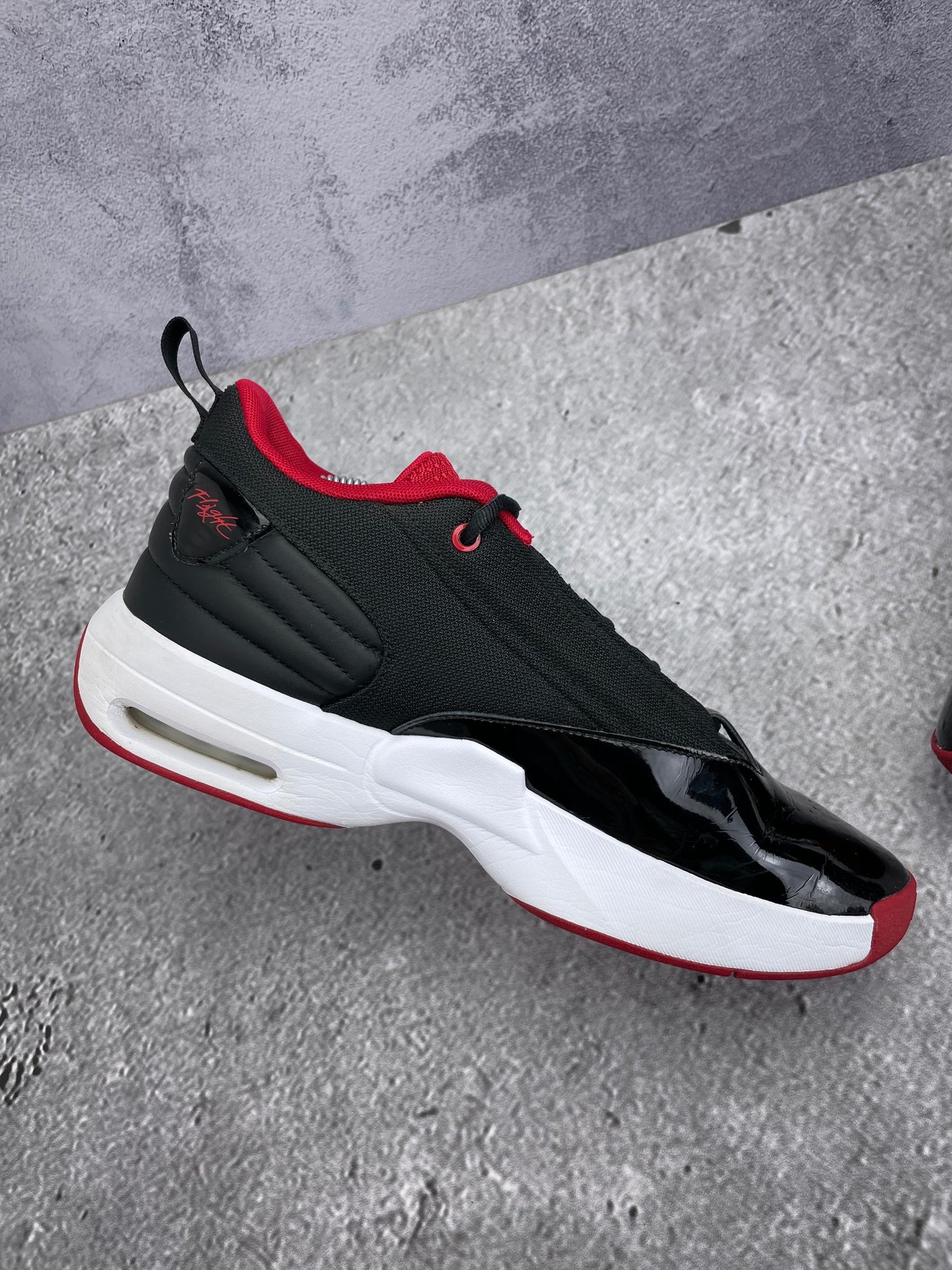 Jordan Max Aura 6 Bred - buty sportowe, wewnętrzny panel prawego buta