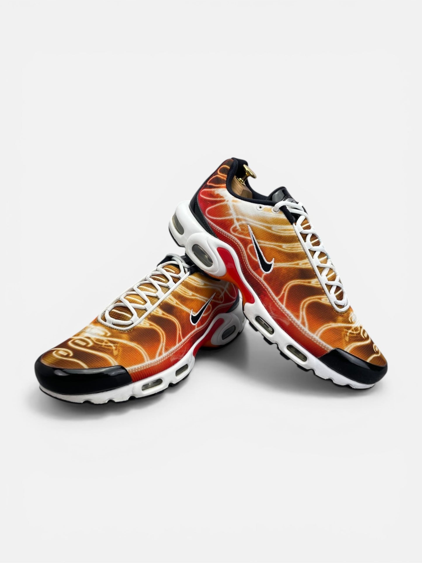 Nike Air Max Plus Light Photography - buty sportowe, boczny profil