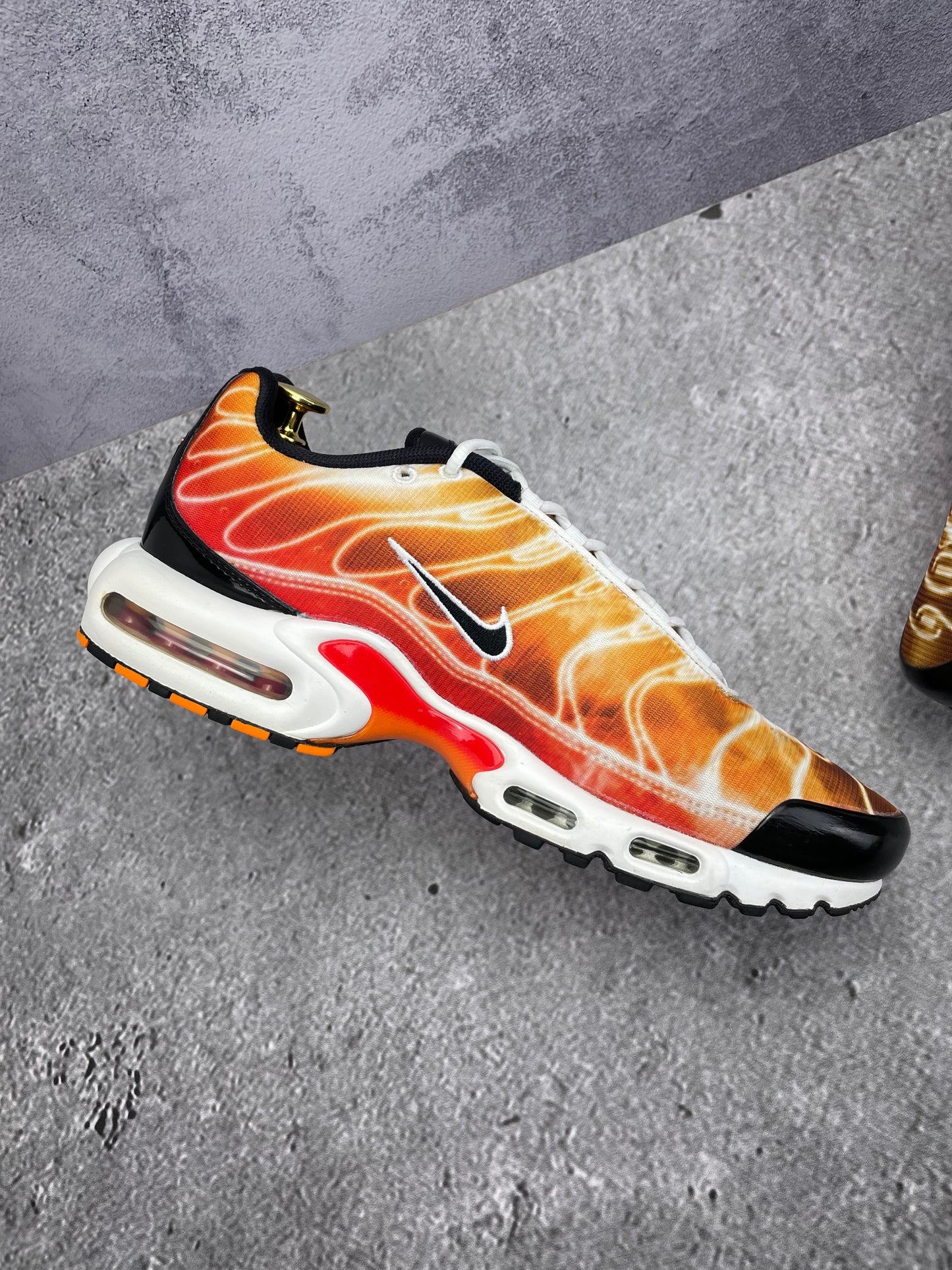 Nike Air Max Plus Light Photography - buty sportowe, wewnętrzny panel lewego buta