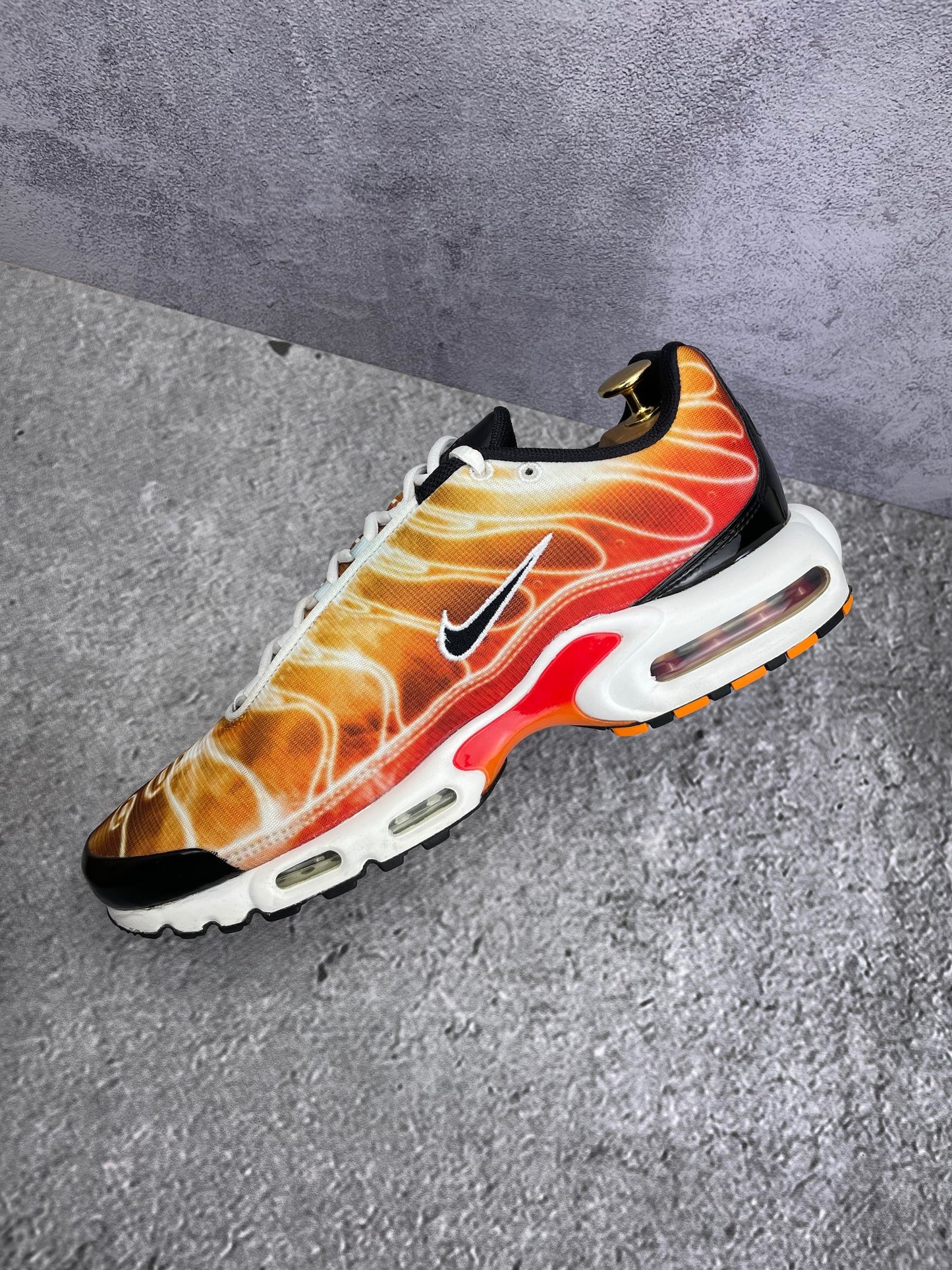 Nike Air Max Plus Light Photography - buty sportowe, wewnętrzny panel prawego buta