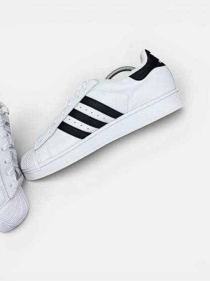 Adidas Superstar II — buty sportowe męskie w bardzo dobrym stanie rozmiar 44, wewnętrzny panel prawego buta