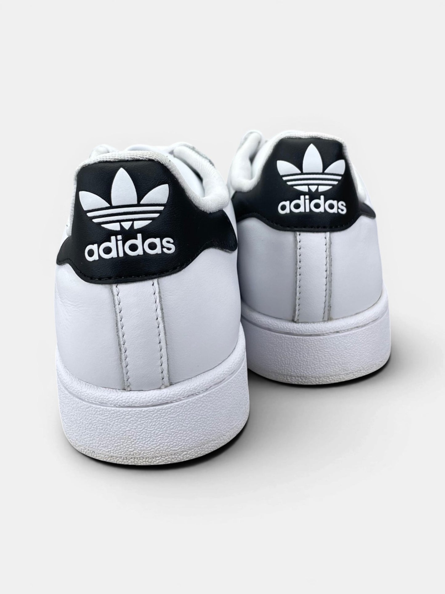 Adidas Superstar II — buty sportowe męskie w bardzo dobrym stanie rozmiar 44, widok z tyłu