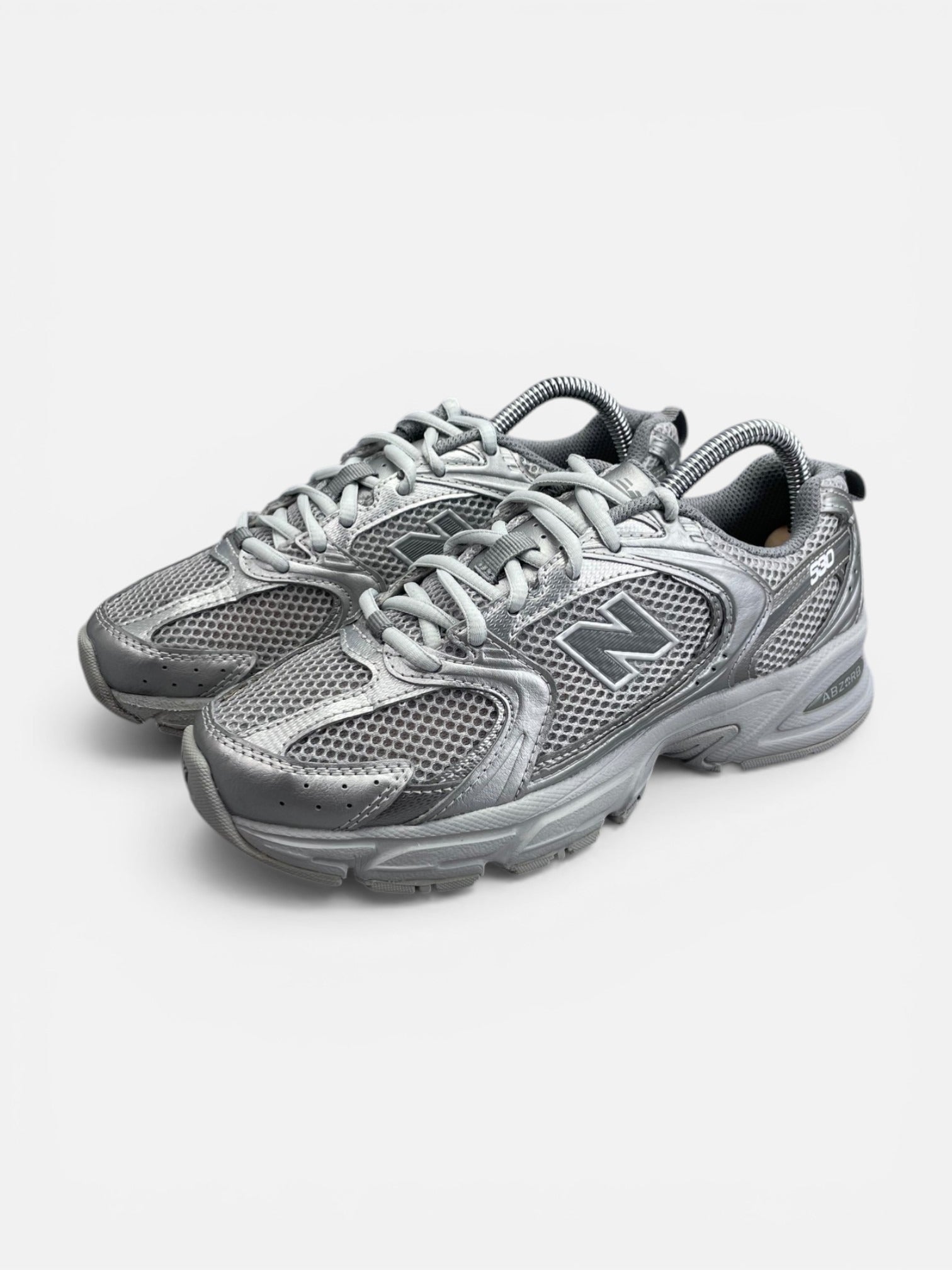 New Balance 530 Silver Metallic Moonbeam - buty sportowe, widok z boku