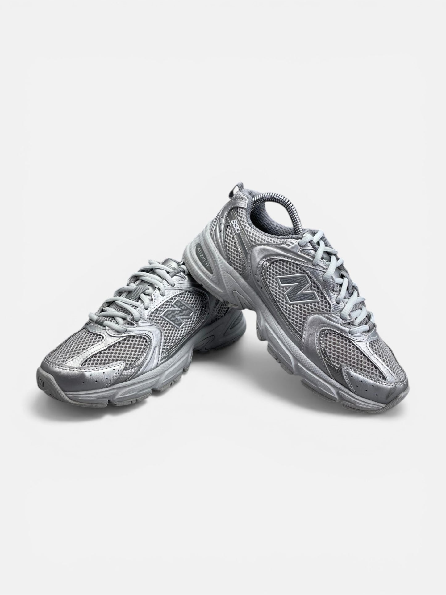 New Balance 530 Silver Metallic Moonbeam - buty sportowe, boczny profil