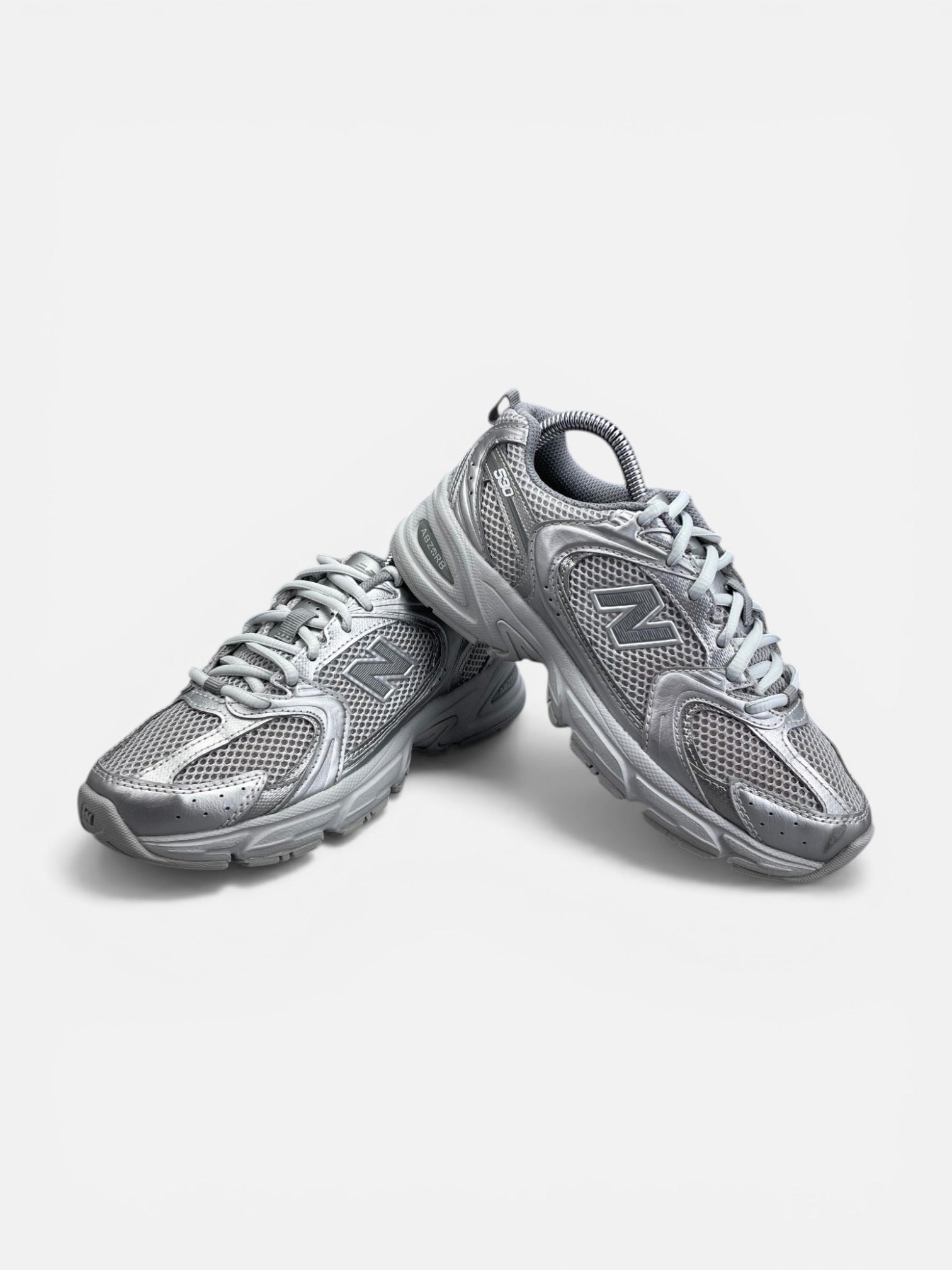New Balance 530 Silver Metallic Moonbeam - buty sportowe, boczny profil