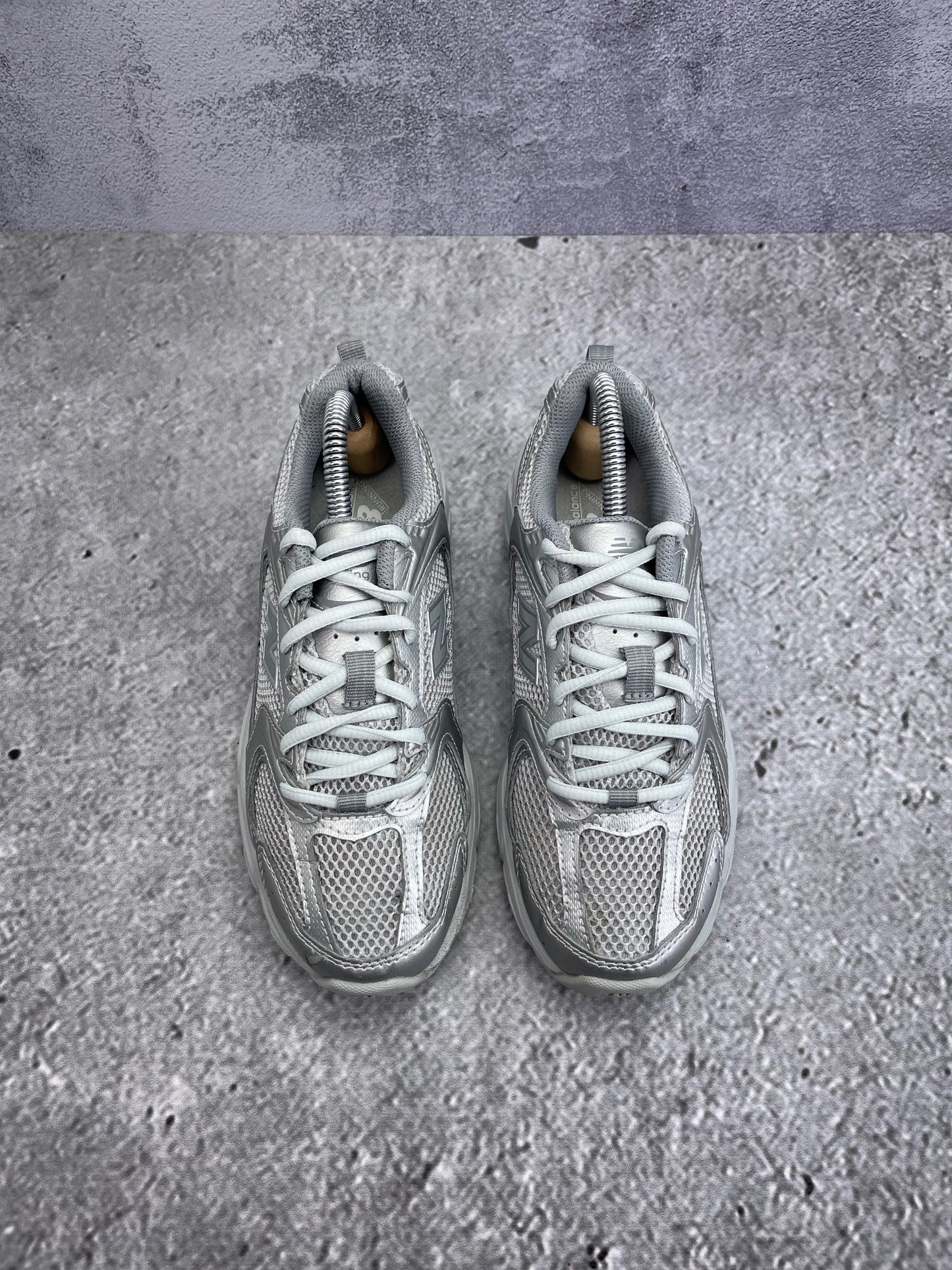 New Balance 530 Silver Metallic Moonbeam - buty sportowe, widok z góry
