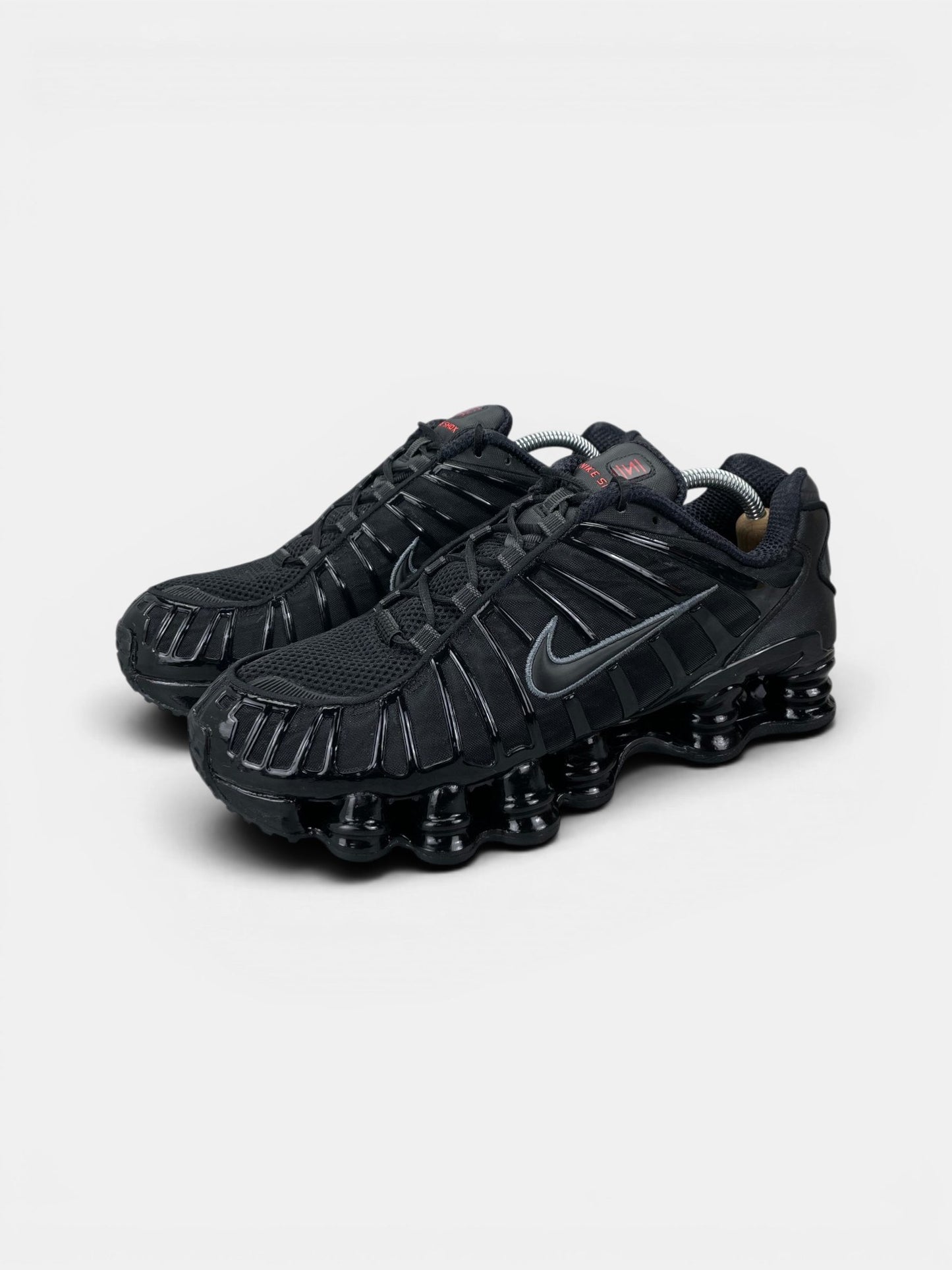 Nike Shox TL Black Metallic Hematite — buty sportowe męskie w bardzo dobrym stanie rozmiar 42.5, widok z boku