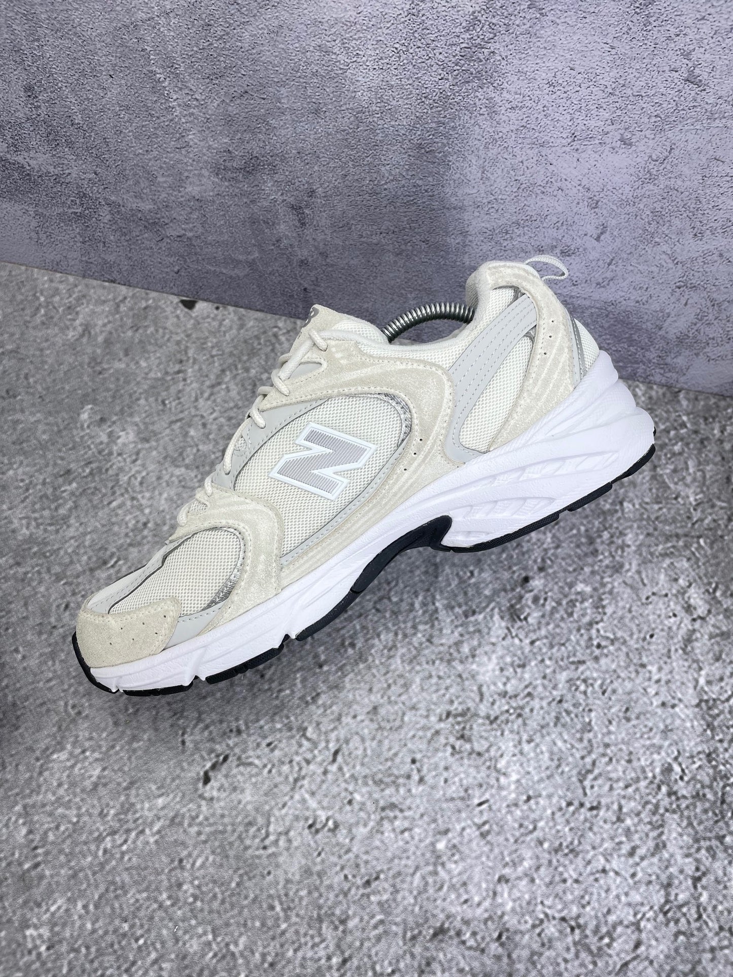 New Balance 530 Sea Salt - buty sportowe, wewnętrzny panel prawego buta