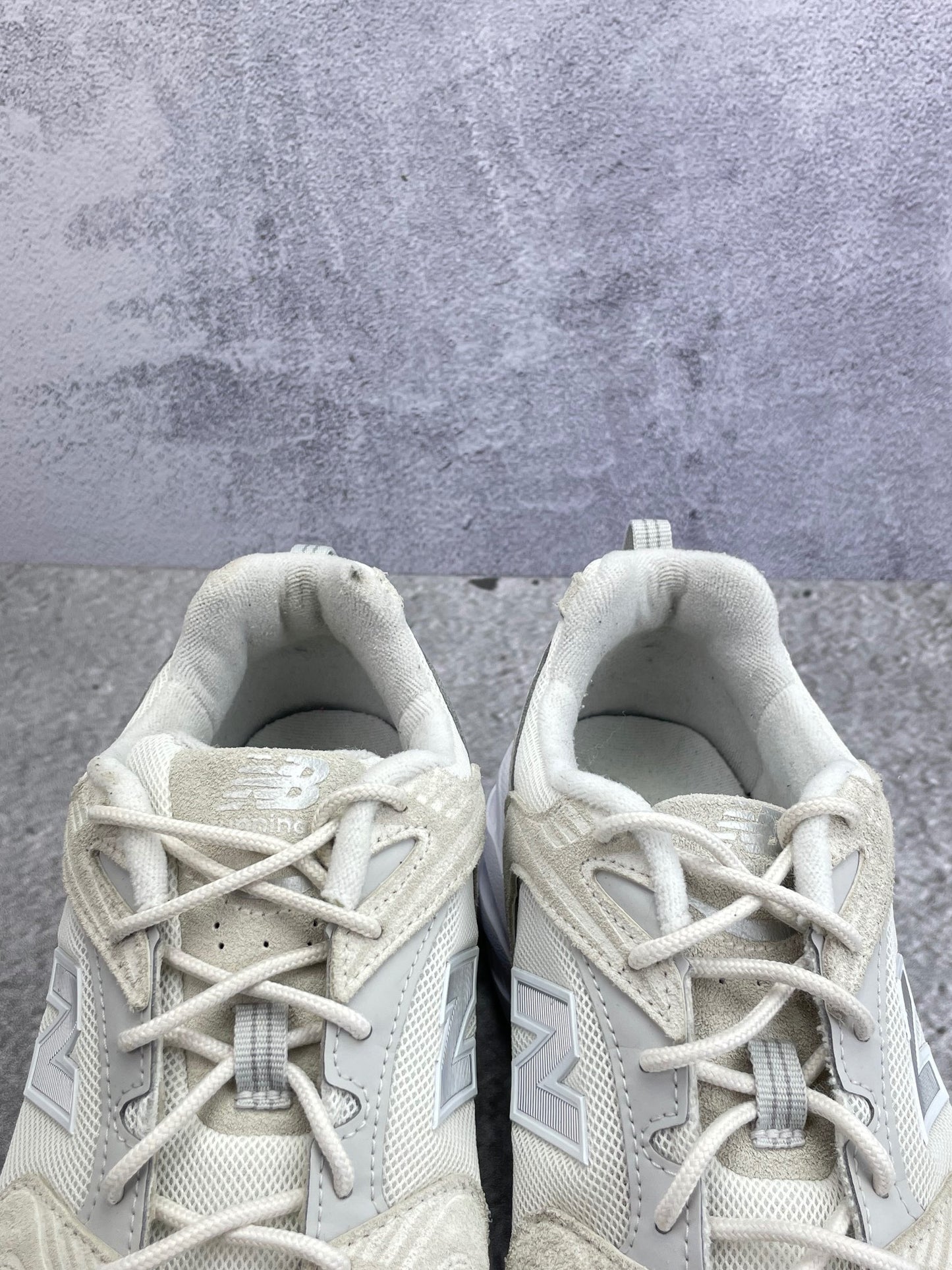 New Balance 530 Sea Salt - buty sportowe, zapiętki butów