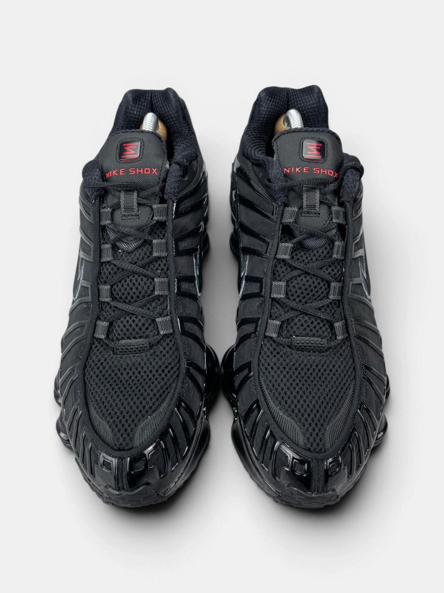 Nike Shox TL Black Metallic Hematite — buty sportowe męskie w bardzo dobrym stanie rozmiar 42.5, widok z góry