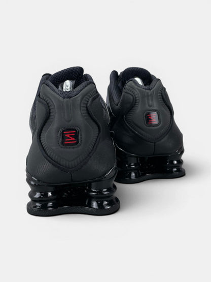 Nike Shox TL Black Metallic Hematite — buty sportowe męskie w bardzo dobrym stanie rozmiar 42.5, widok z tyłu