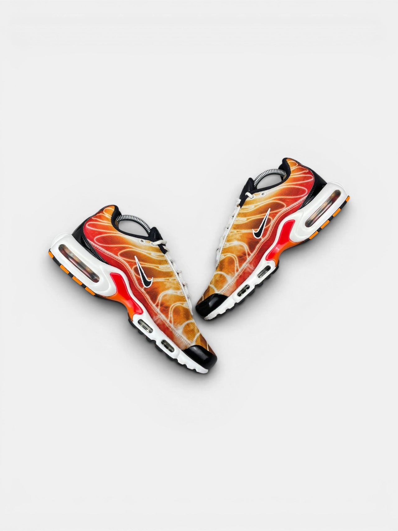 Nike Air Max Plus Light Photography — buty sportowe męskie w bardzo dobrym stanie rozmiar 42, widok z góry na wewnętrzną stronę butów