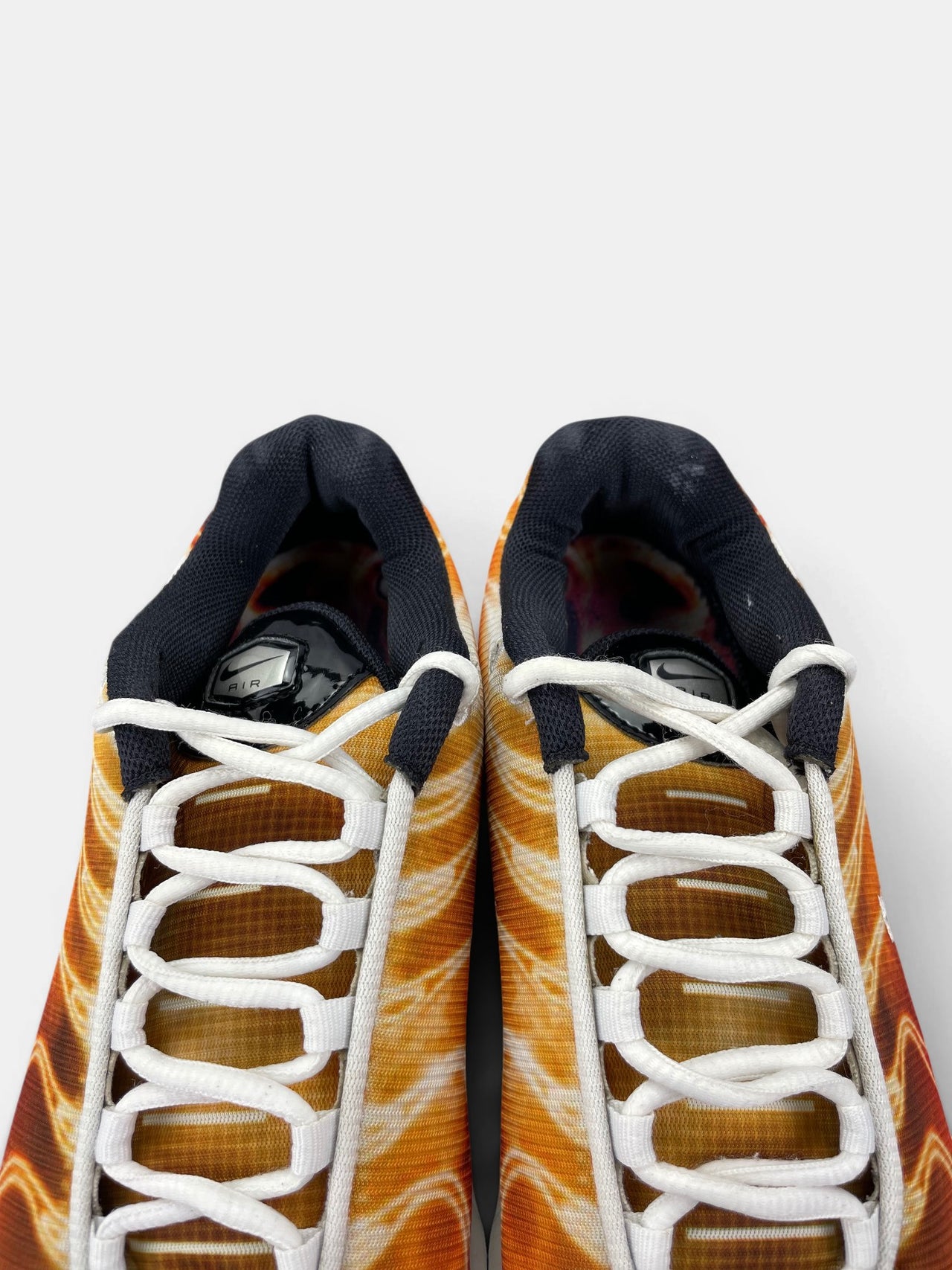 Nike Air Max Plus Light Photography — buty sportowe męskie w bardzo dobrym stanie rozmiar 42, zapiętki butów