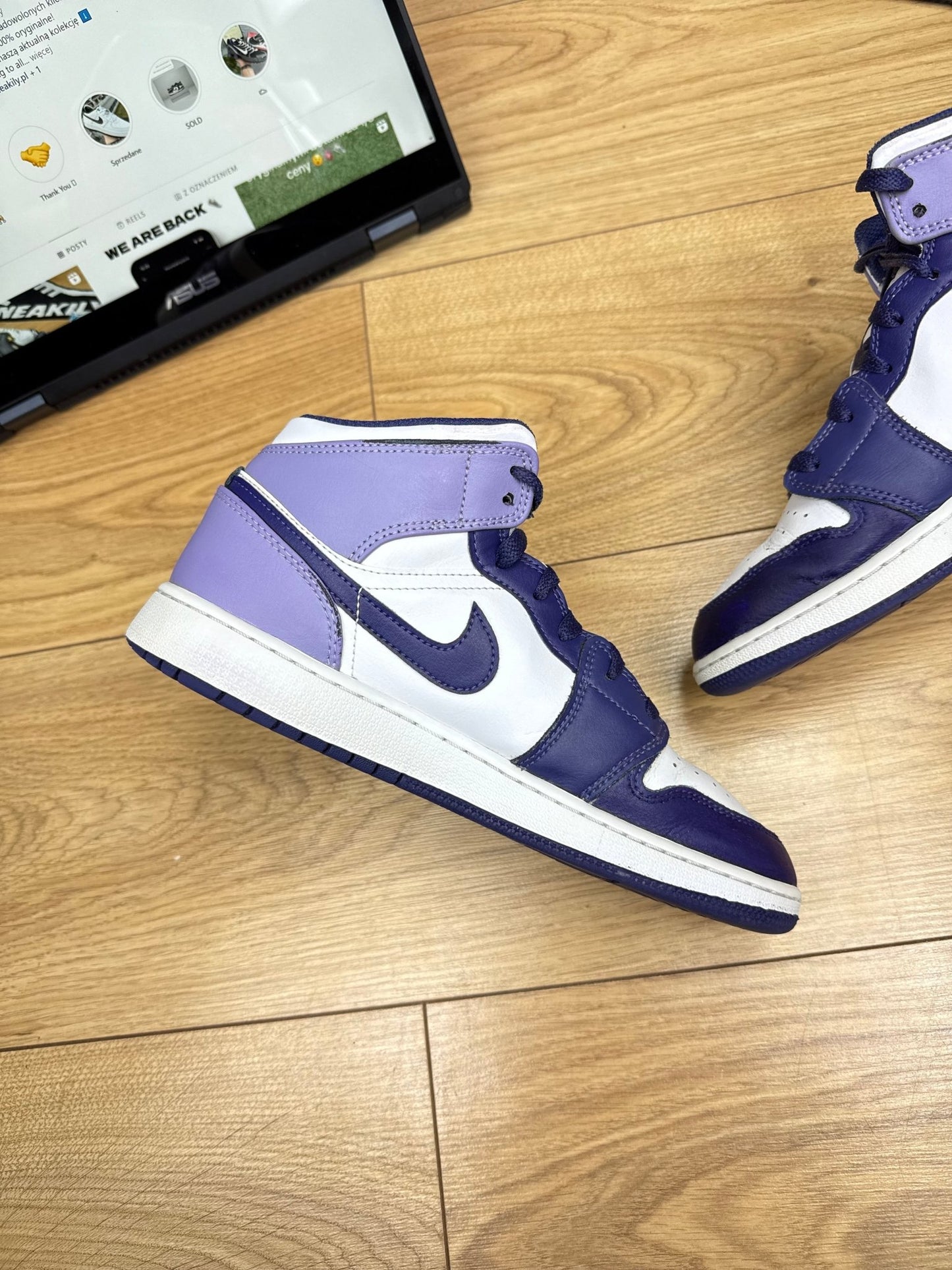 Nike Air Jordan 1 Mid (40)