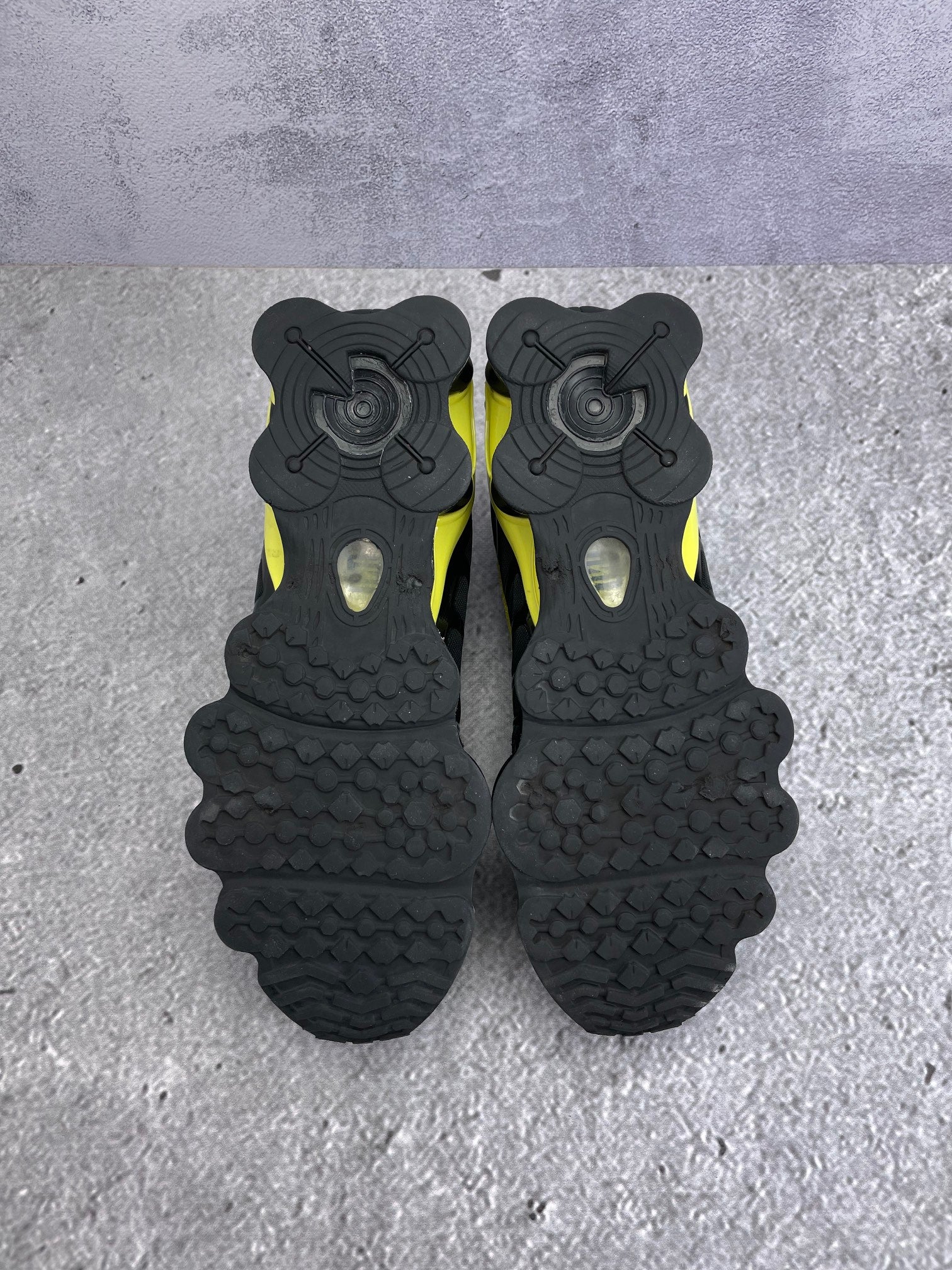 Nike Shox TL Black Dynamic Yellow - buty sportowe, podeszwa
