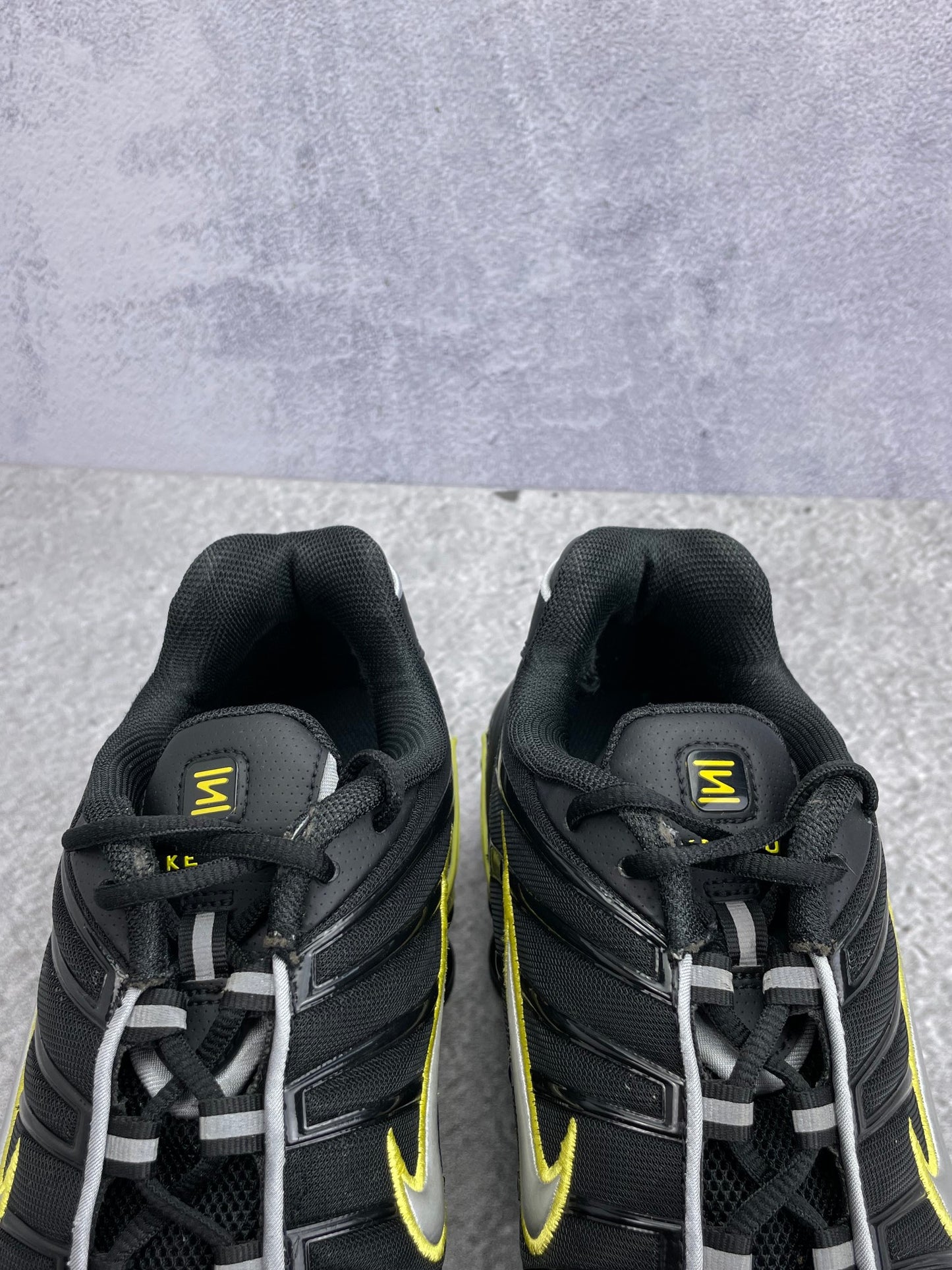 Nike Shox TL Black Dynamic Yellow - buty sportowe, zapiętki butów