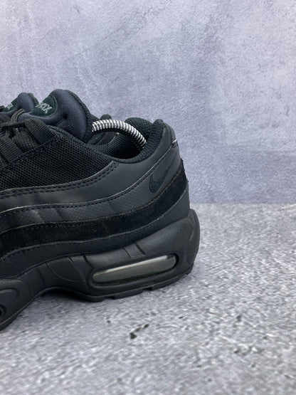 Nike Air Max 95 rozmiar 43