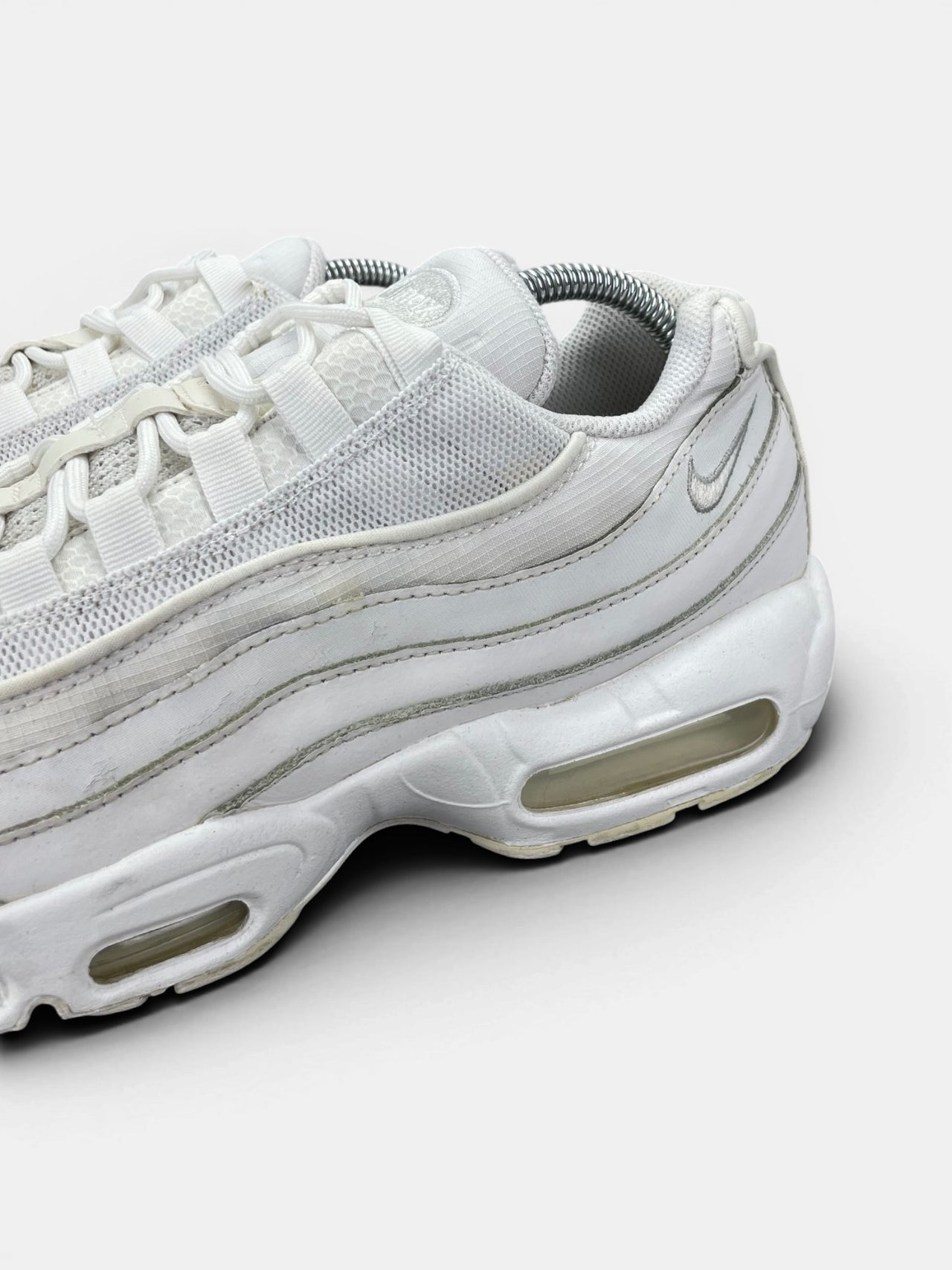 Nike Air Max 95 Essential Triple White — buty sportowe męskie w bardzo dobrym stanie rozmiar 43, opcjonalne zdjęcie 1