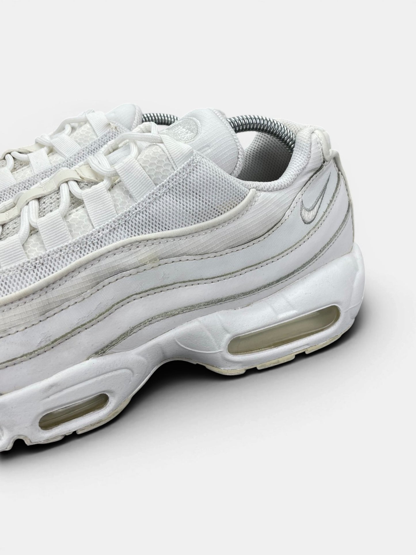 Nike Air Max 95 Essential Triple White — buty sportowe męskie w bardzo dobrym stanie rozmiar 43, opcjonalne zdjęcie 1