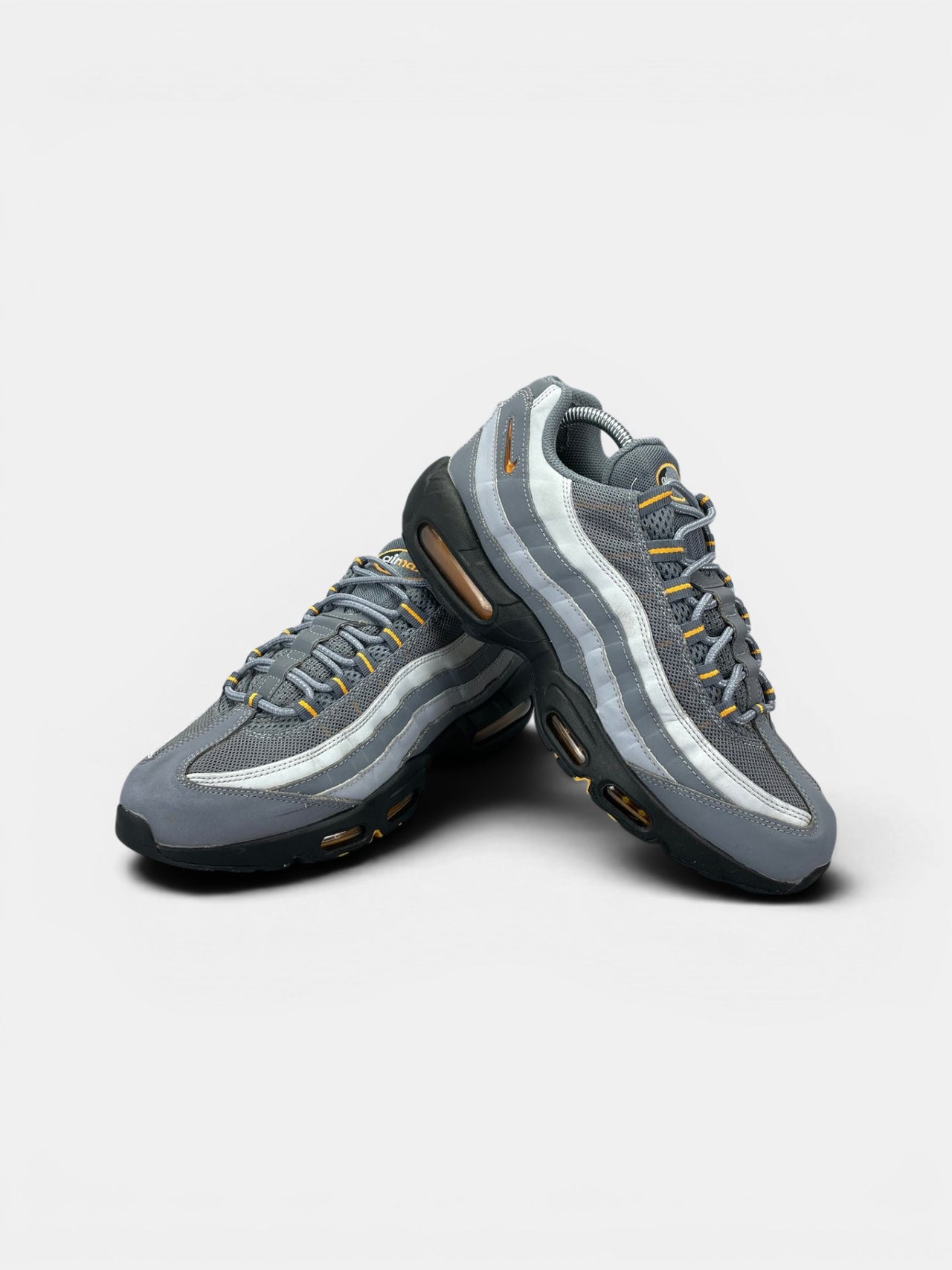 Nike Air Max 95 Cool Grey Sundial — buty sportowe męskie w bardzo dobrym stanie rozmiar 44, boczny profil