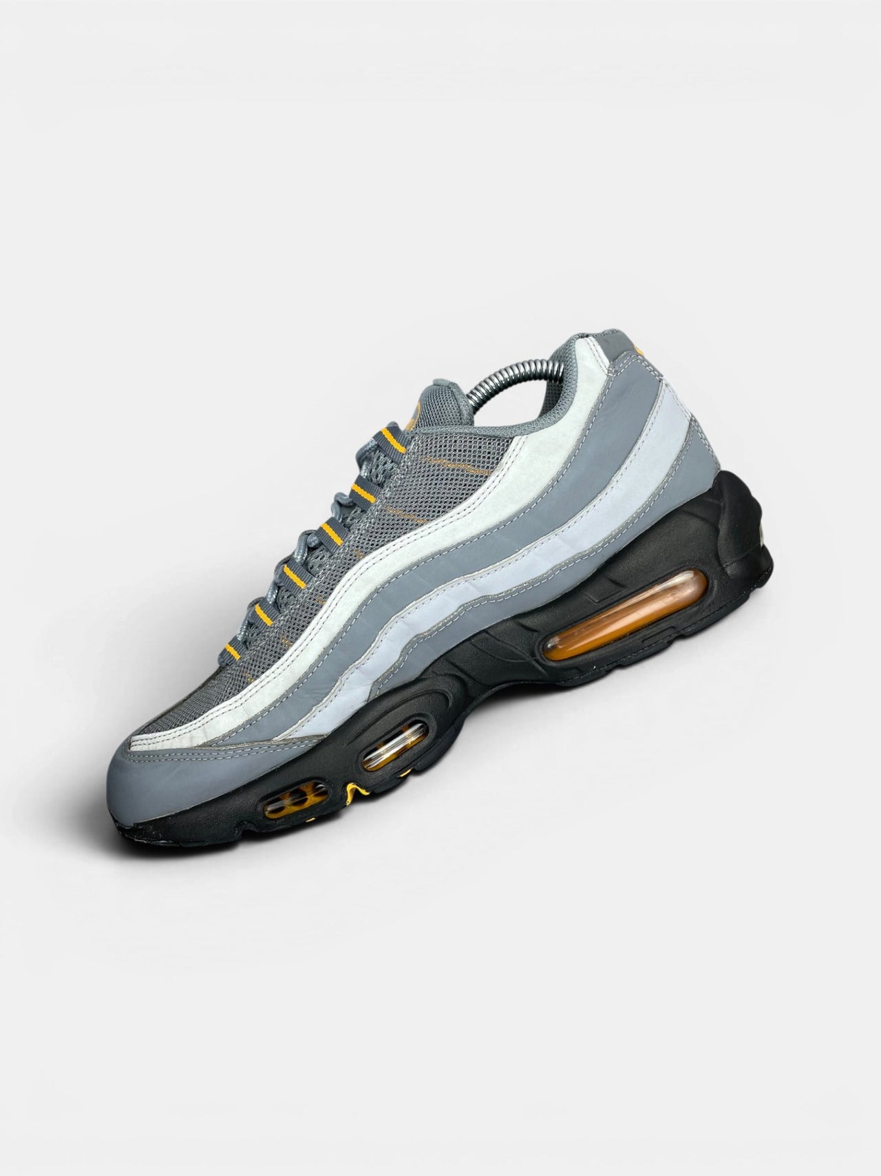 Nike Air Max 95 Cool Grey Sundial — buty sportowe męskie w bardzo dobrym stanie rozmiar 44, wewnętrzny panel prawego buta