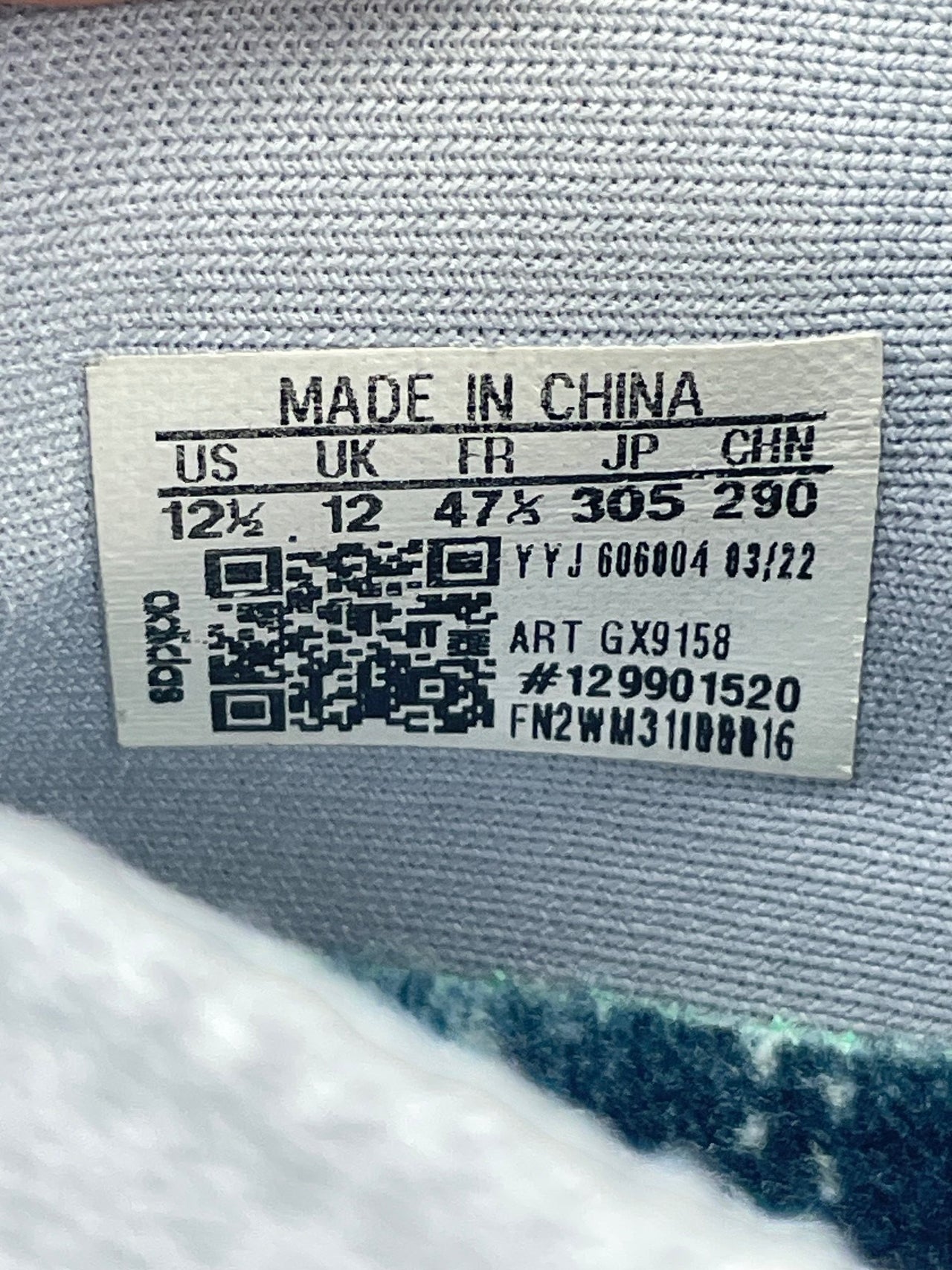 Adidas Ultraboost 22 Halo Silver — buty sportowe męskie w bardzo dobrym stanie rozmiar 47 1/3, opcjonalne zdjęcie 2