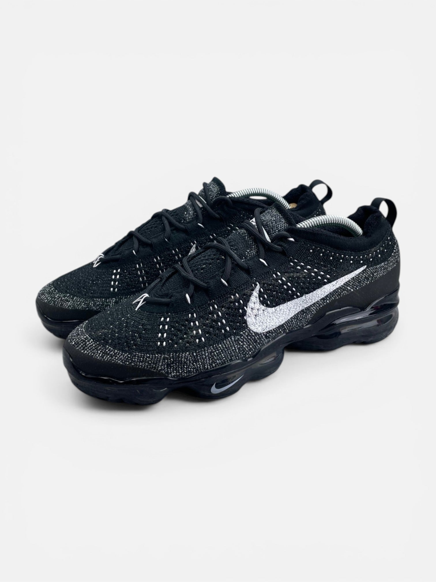 Nike Air VaporMax 2023 Flyknit Oreo - buty sportowe, widok z boku