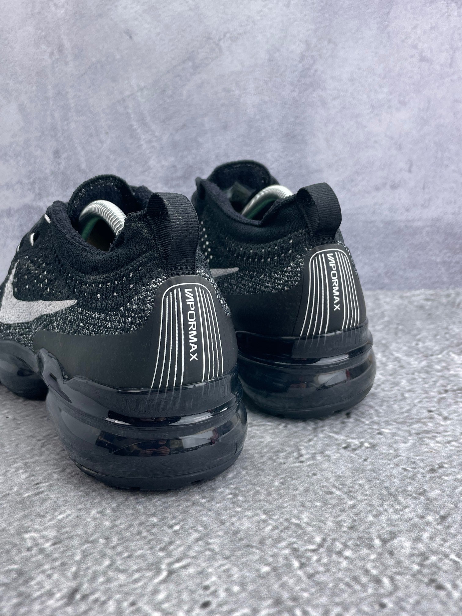 Nike Air VaporMax 2023 Flyknit Oreo - buty sportowe, widok z tyłu