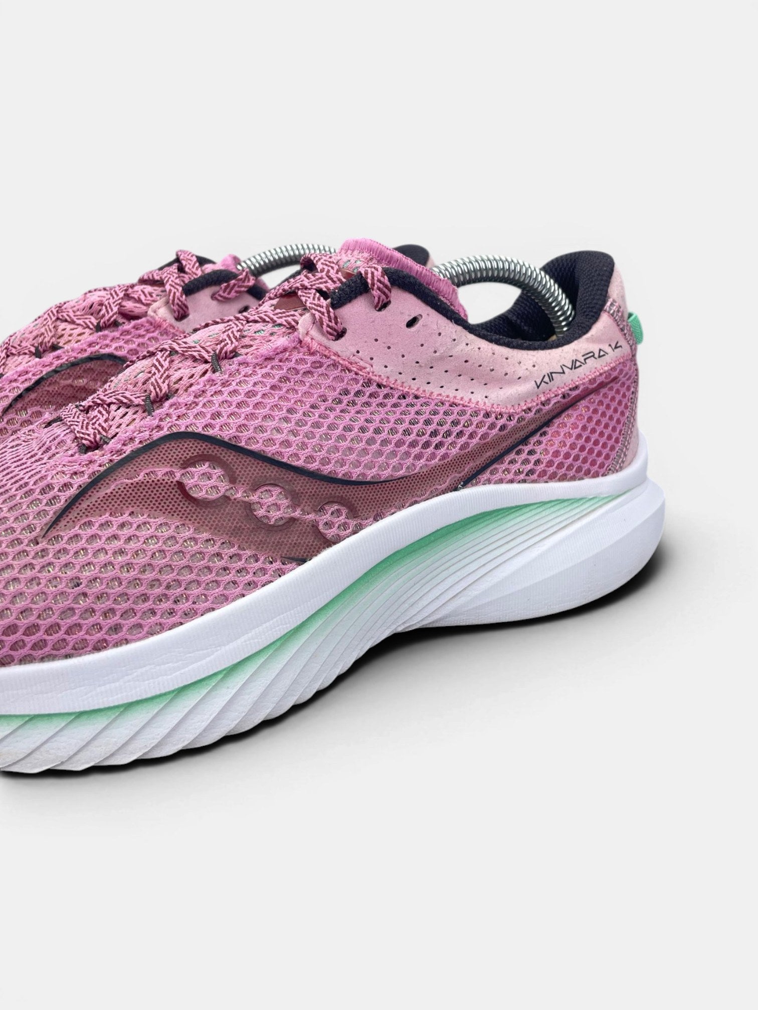 Saucony Sneakers — buty sportowe damskie w bardzo dobrym stanie rozmiar 42, opcjonalne zdjęcie 1