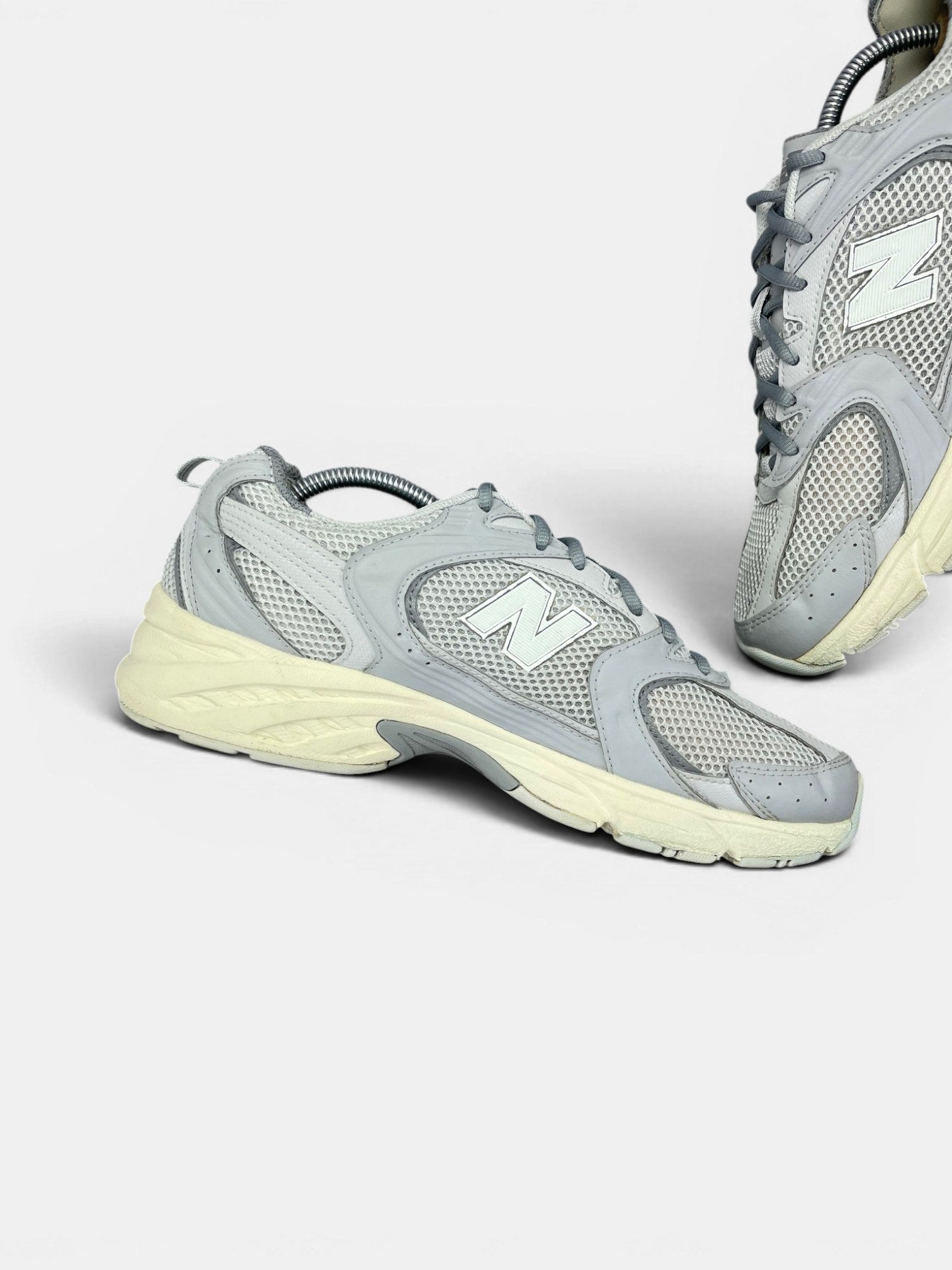New Balance 530 ABZORB — buty sportowe męskie w bardzo dobrym stanie rozmiar 43, wewnętrzny panel lewego buta