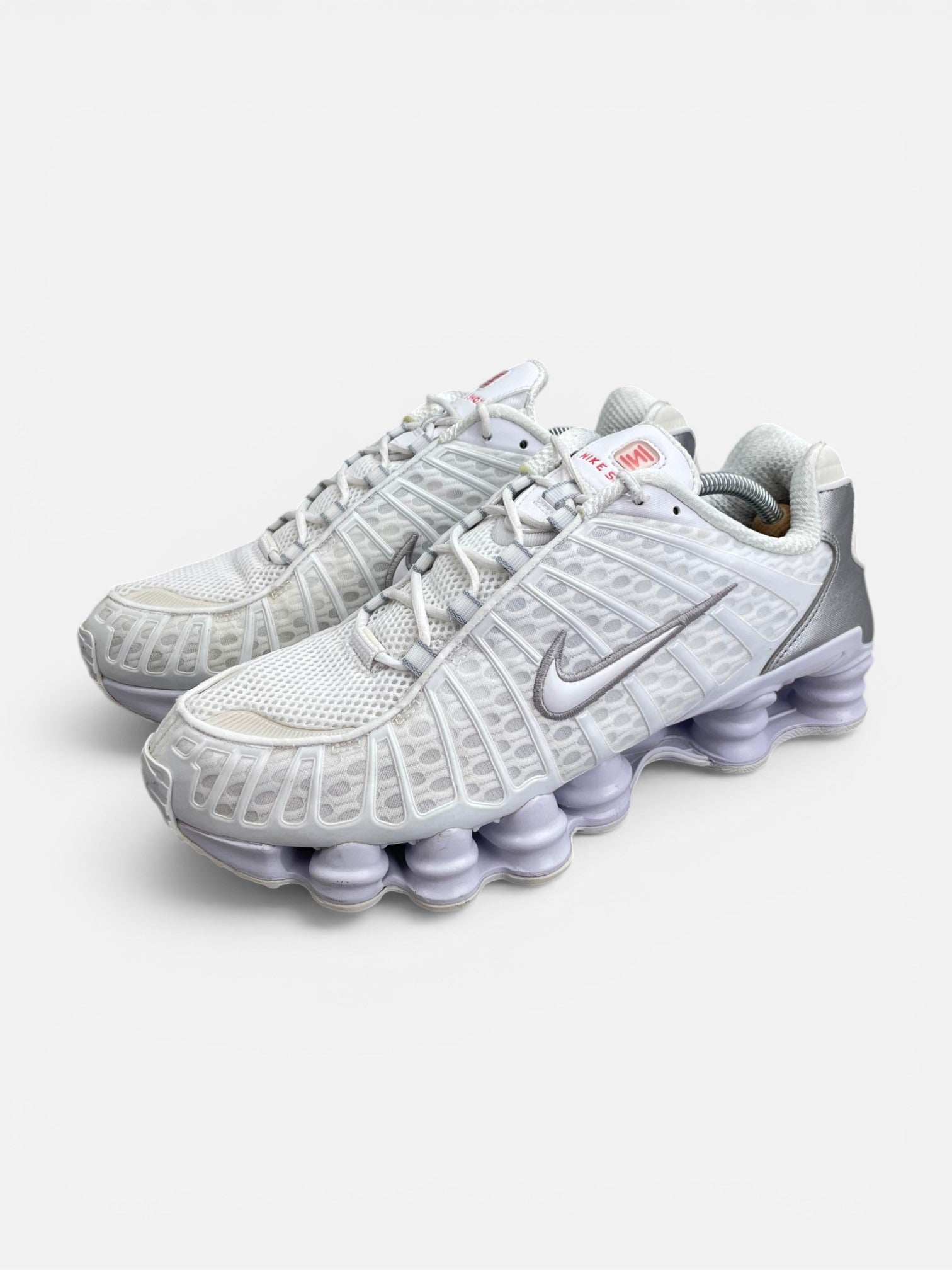 Nike Shox TL AR3566-100 - buty sportowe, widok z boku