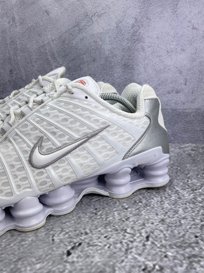 Nike Shox TL AR3566-100 - buty sportowe, opcjonalne zdjęcie 1
