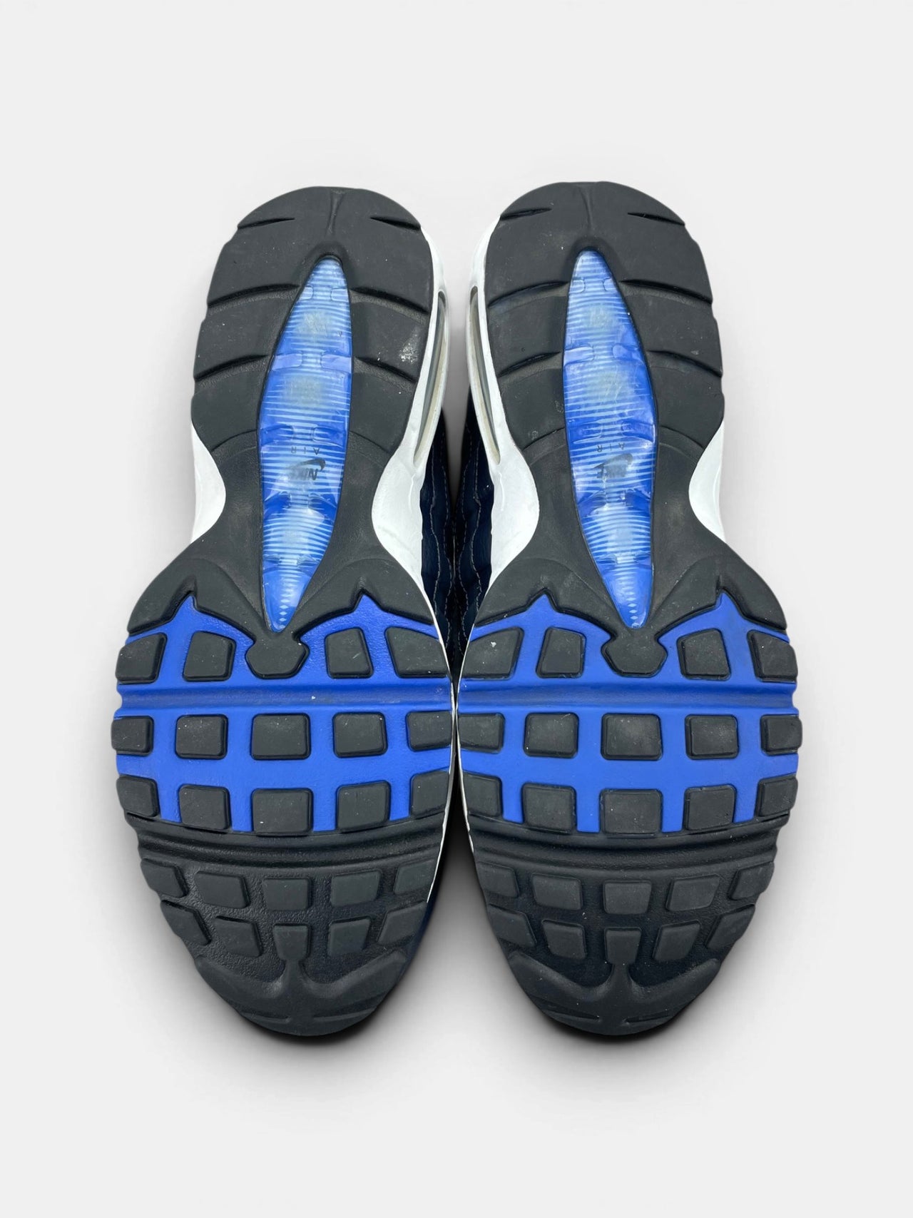 Nike Air Max 95 'Dark Obsidian Racer Blue' Dark Obsidian Racer Blue — buty sportowe męskie w bardzo dobrym stanie rozmiar 42.5, podeszwa