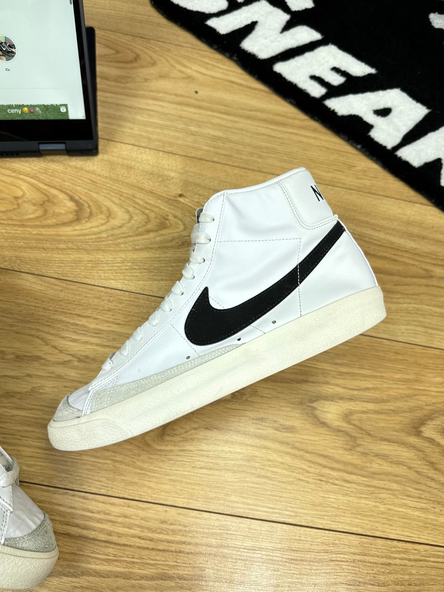 Nike Blazer Mid 77 (43)
