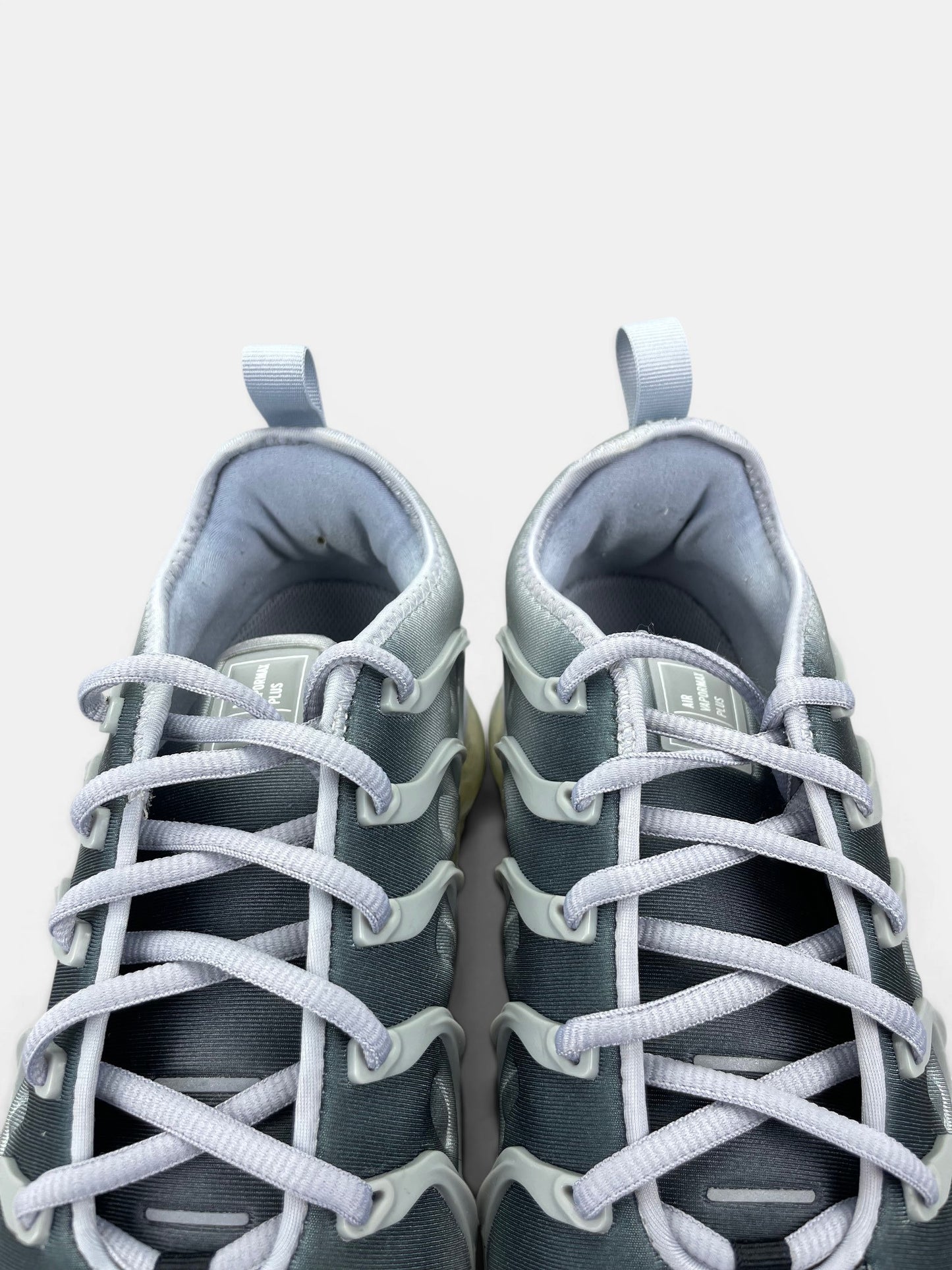 Nike Air Vapormax Plus — buty sportowe męskie w bardzo dobrym stanie rozmiar 42.5, widok z góry