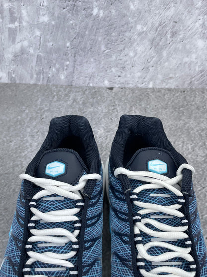 Nike Air Max Plus Dark Obsidian - buty sportowe, zapiętki butów