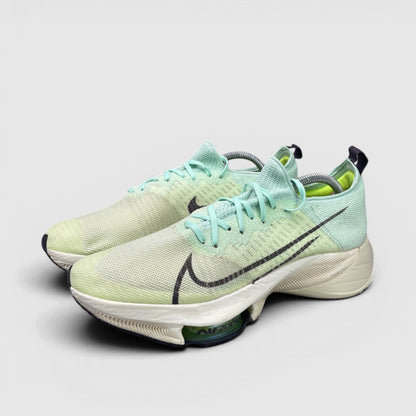 Nike Air Zoom Tempo NEXT% — buty sportowe męskie w bardzo dobrym stanie rozmiar 44.5, para butów