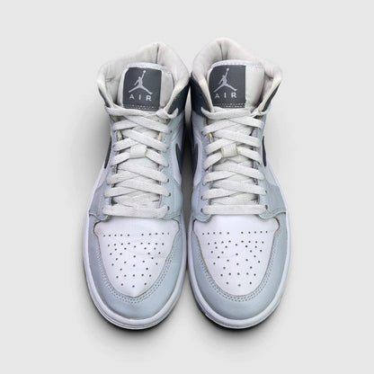 Nike Air Jordan 1 Mid White Smoke Grey — buty sportowe damskie w bardzo dobrym stanie rozmiar 38, widok z góry
