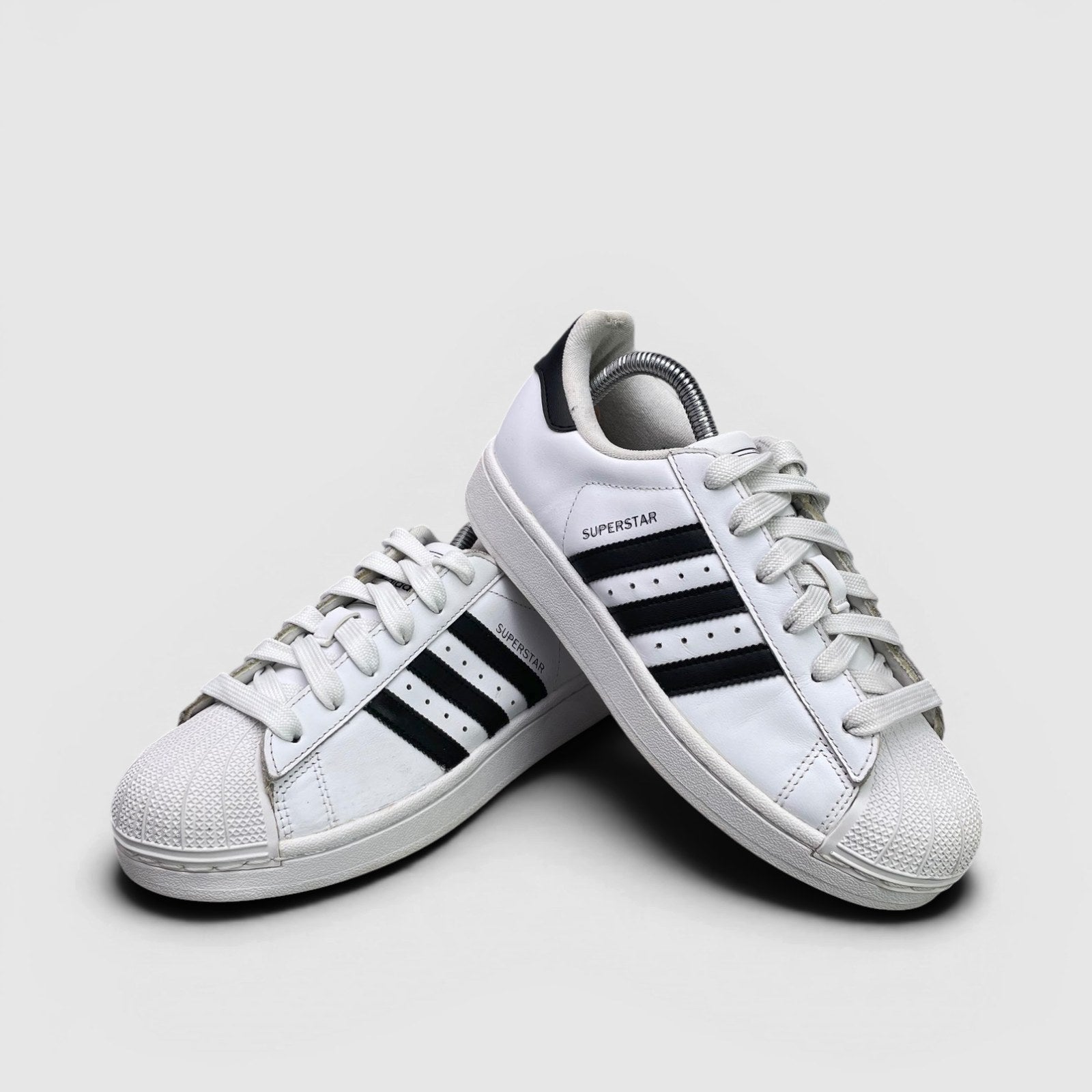 Adidas Superstar II Cloud White Black — buty sportowe damskie w bardzo dobrym stanie rozmiar 38, para butów