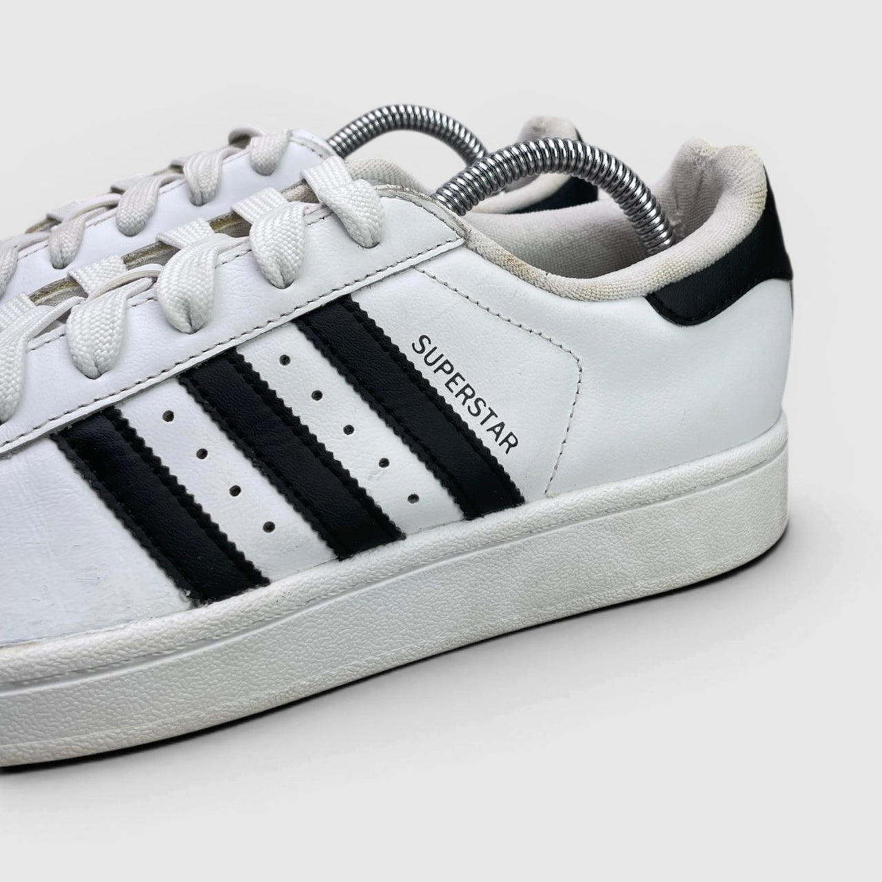 Adidas Superstar II Cloud White Black — buty sportowe damskie w bardzo dobrym stanie rozmiar 38, detal
