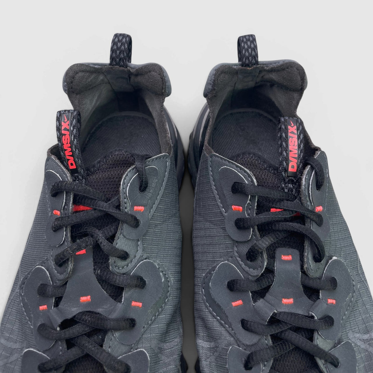 Nike React Vision Anthracite — buty sportowe męskie w bardzo dobrym stanie rozmiar 44, język buta