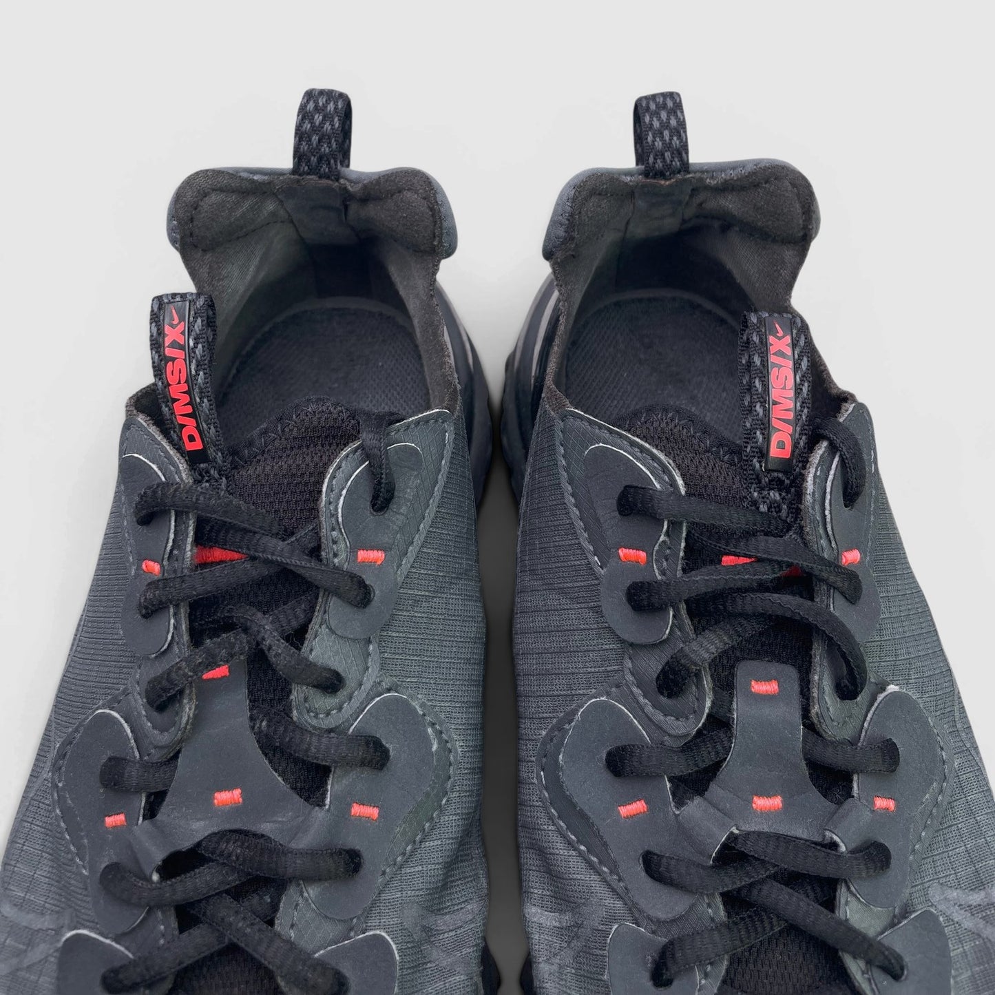 Nike React Vision Anthracite — buty sportowe męskie w bardzo dobrym stanie rozmiar 44, język buta